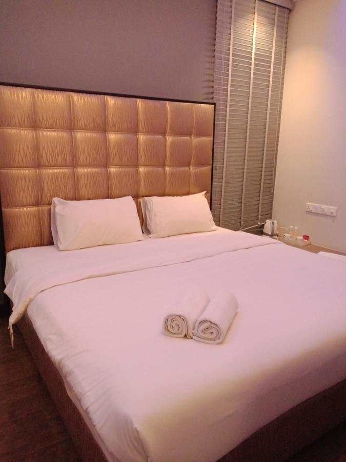 Lemon 8 Boutique Hotel @ Melaka Esterno foto