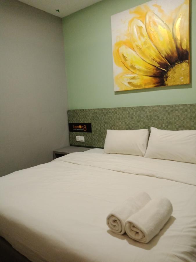Lemon 8 Boutique Hotel @ Melaka Esterno foto